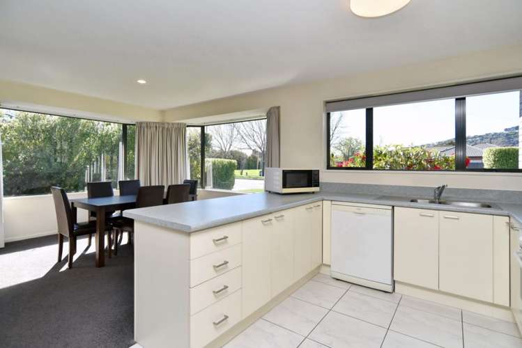 39 Mauger Drive Heathcote Valley_10