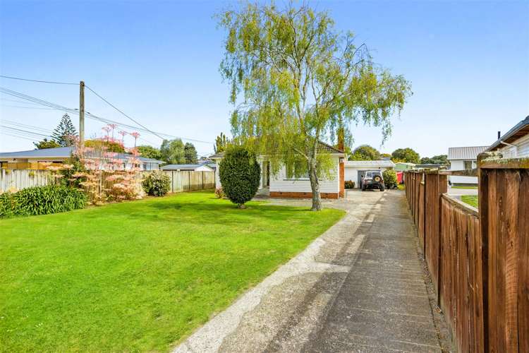 52 Yeovil Road Te Atatu Peninsula_7