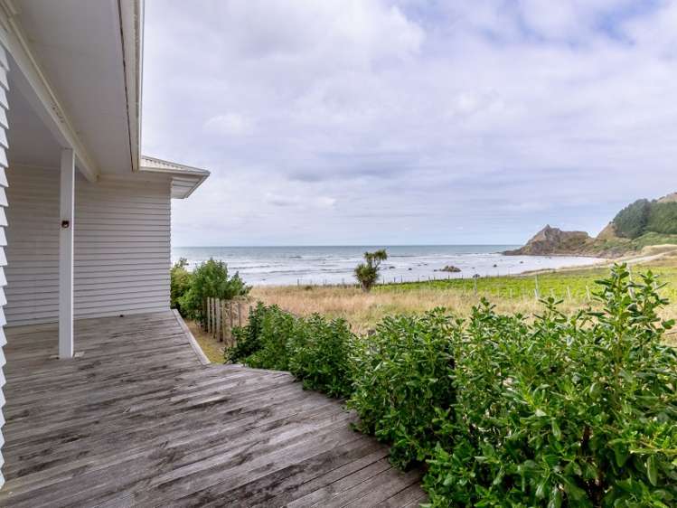 865 Mataikona Road Mataikona_13