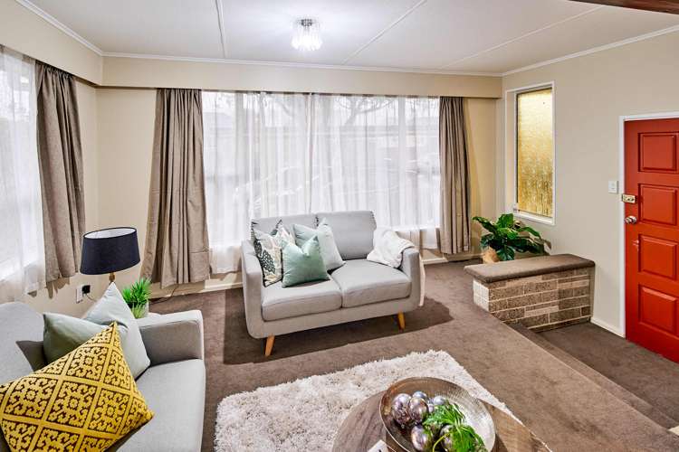 2 Johnston Grove Taita_3