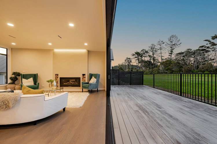 14 Third Fairway Place Albany_45