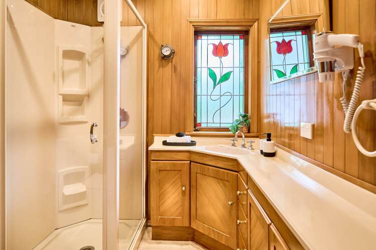 65 Bristol Square Lower Hutt_11