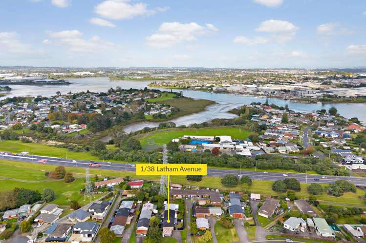 1/38 Latham Avenue Pakuranga_17