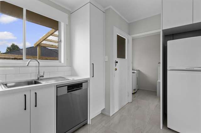 112 Arnold Street 1093_4