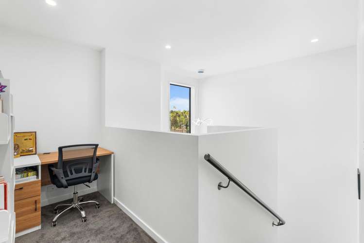 16 Naduru Lane Wigram_11