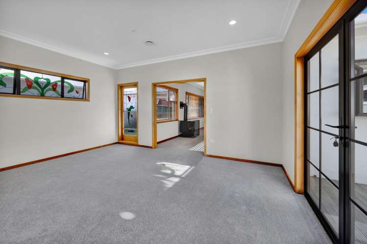 13 Regent Street Hawera_11