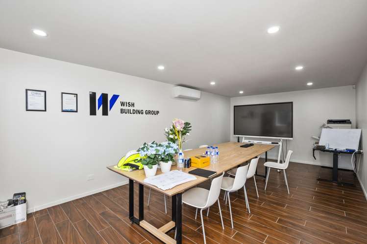 8 Riverbank Road New Lynn_2