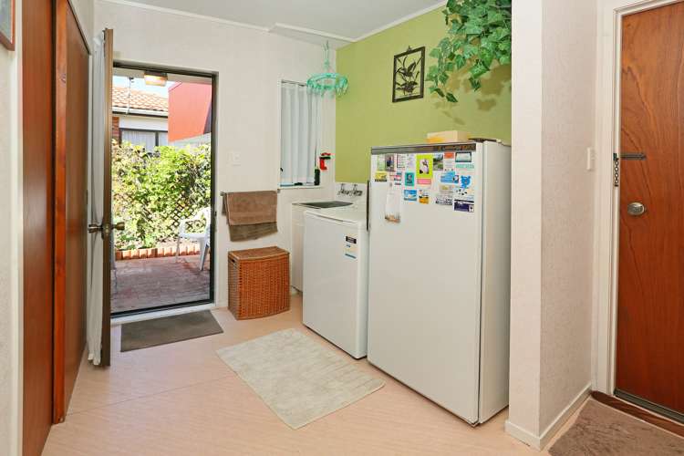 20 Bosnyak Drive Te Atatu South_18