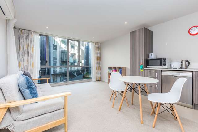 207/3 Rose Garden Lane Albany_2