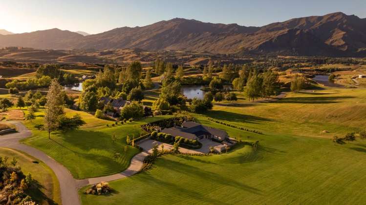 5 Bloxham Lane Bendemeer_19