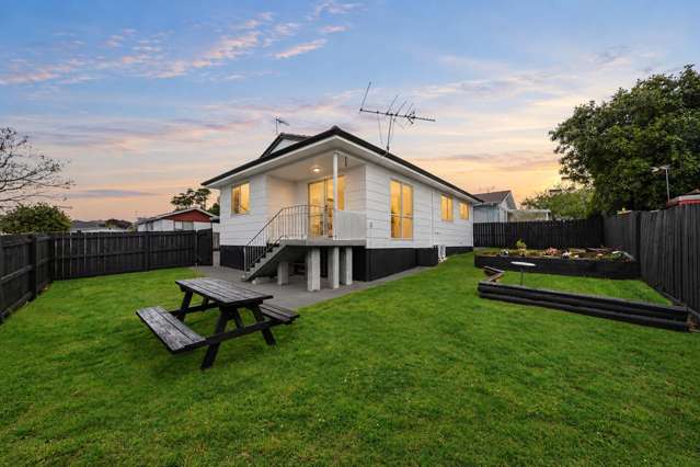 Standalone Living, Feel Like Brand New!