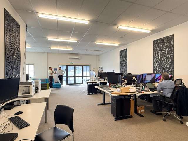 8B Railside Place Dinsdale_3