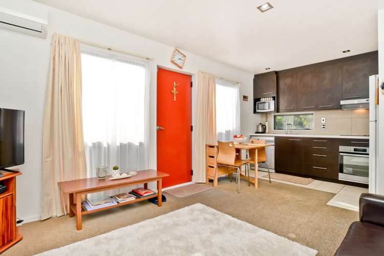 14f Dowding Street Melville_5