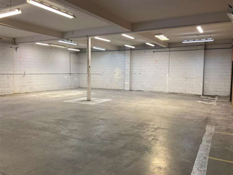 20 Kingsford Smith Street Rongotai_14