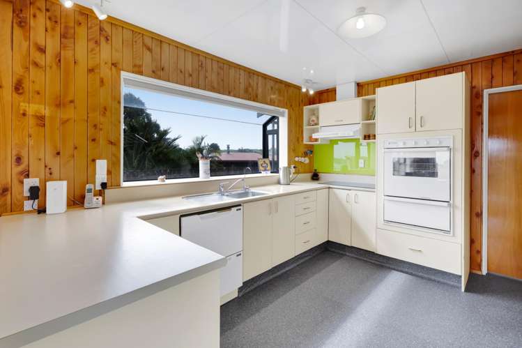 16 Hussey Street Oakura_10