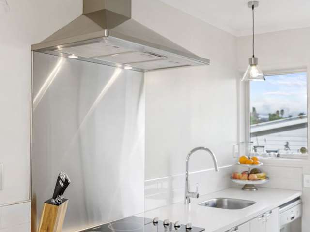 2/130 Barrack Road Mount Wellington_3