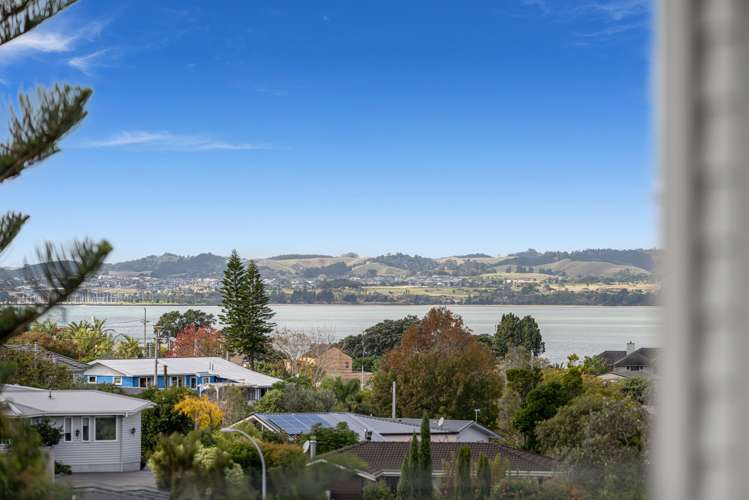 37 Glenfern Road Mellons Bay_39