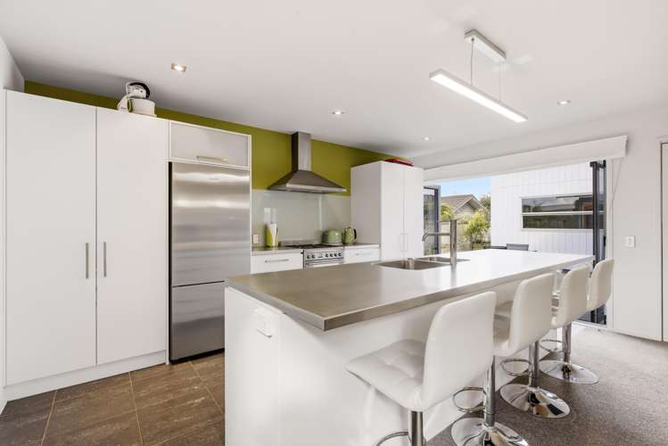 8 Lochaber Drive_5