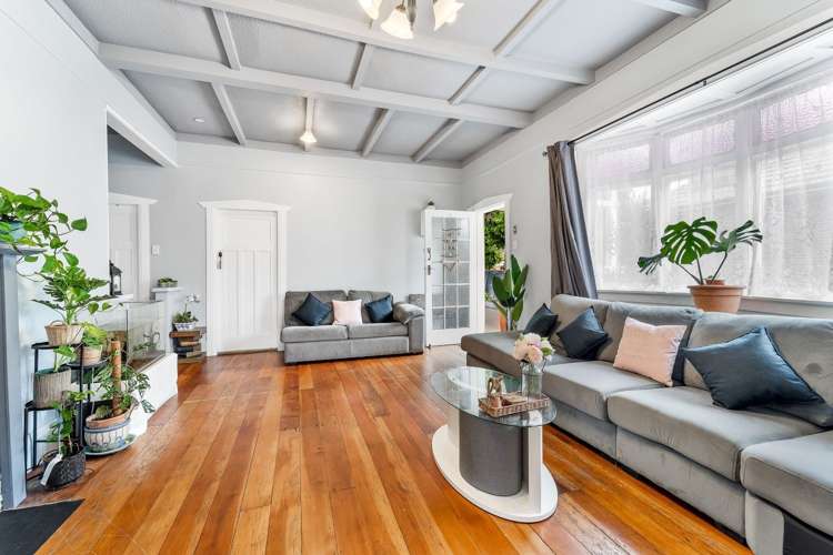 3199 Great North Road New Lynn_9