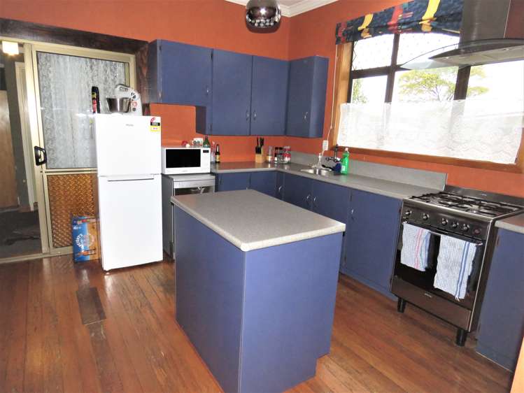 345 Herbert Street Windsor_5