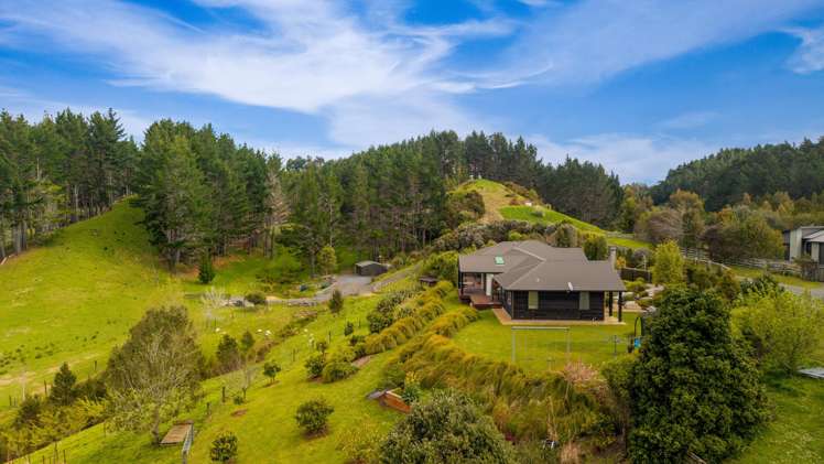 1211b Weranui Road Wainui_20