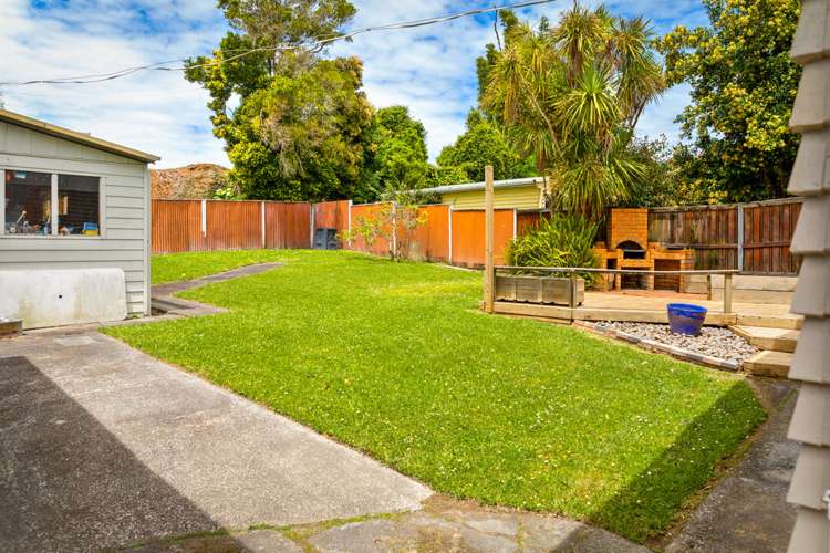 52 Stottholm Road Titirangi_16