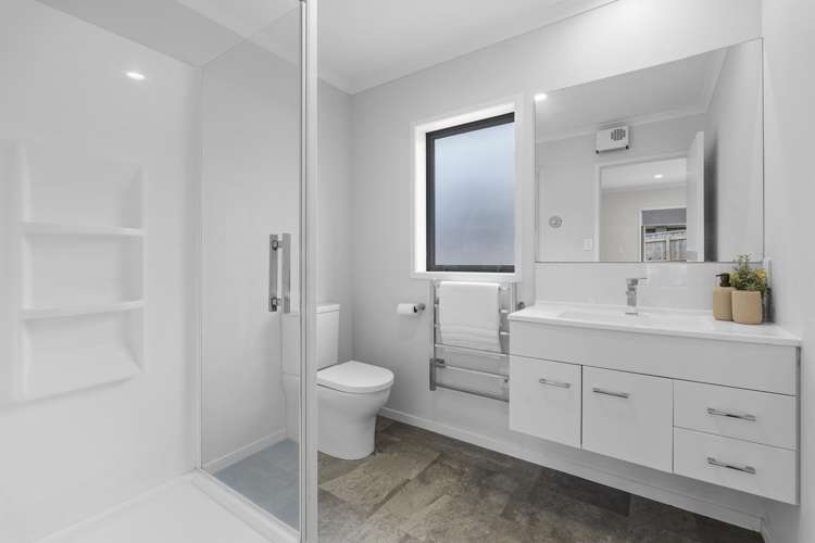 7 Totarahoe Lane Whalers Gate_10