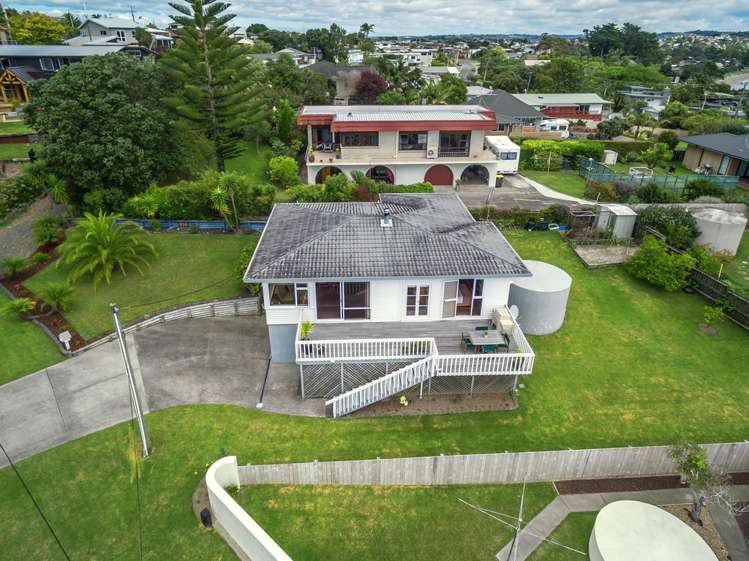 4 Crown Road Tindalls Beach_17