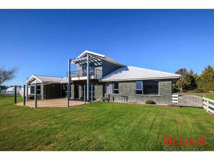 150 Racecourse Road_3