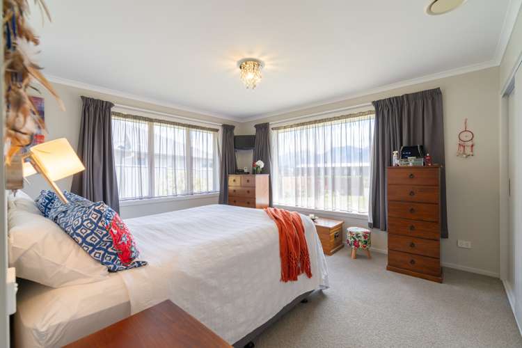 9 Hidden Lakes Avenue Te Anau_18