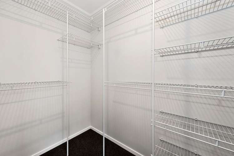 1/15 Jones Crescent Melville_7