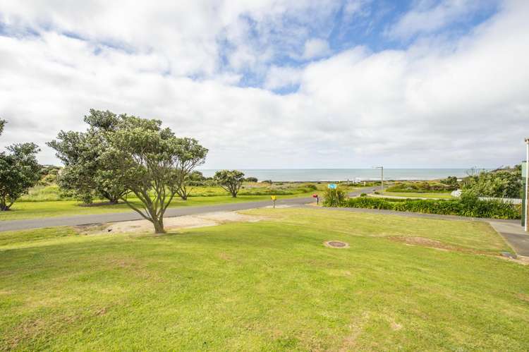 7 Waiinu Beach Road Waiinu Beach_23