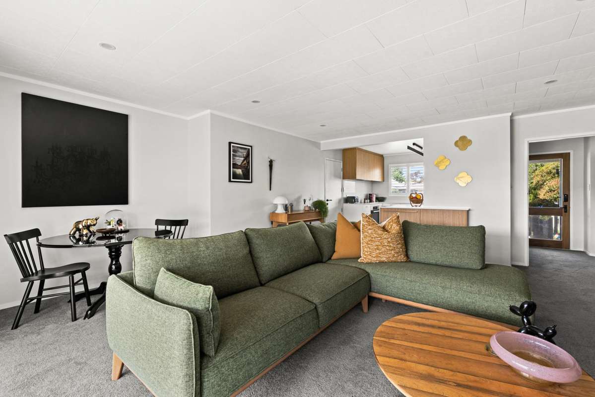 404 Riverslea Road North_3