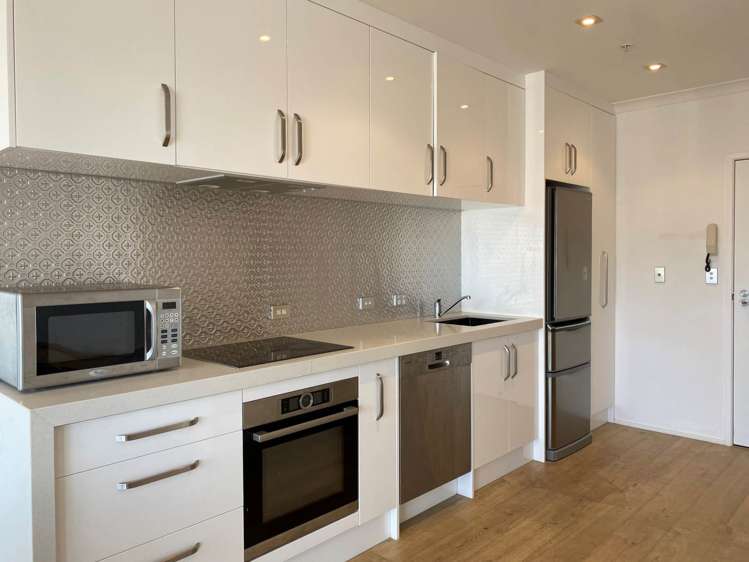 2402/6 Lorne Street Auckland Central_7