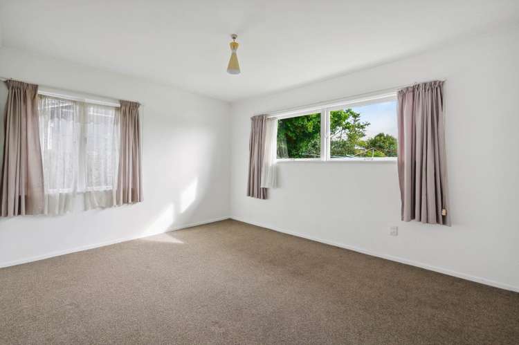 119 Te Atatu Road Te Atatu South_16