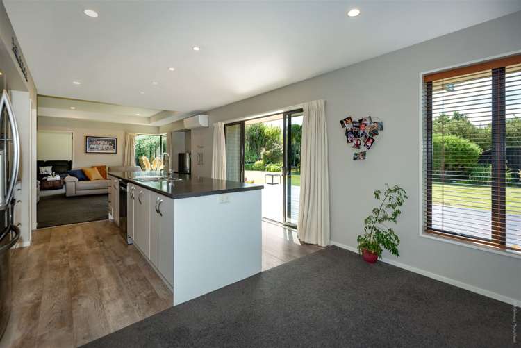 227 Southfield Drive Lincoln_14