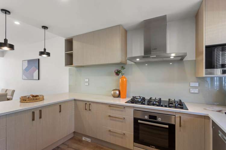 11 Moki Place Long Bay_9