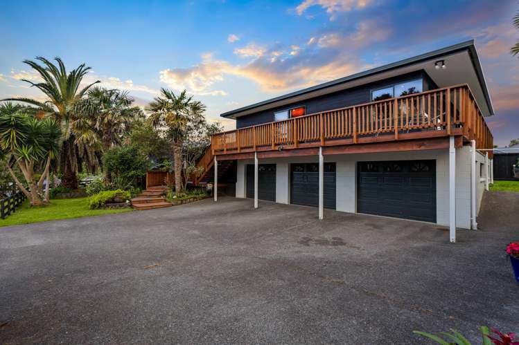 18 Awhiorangi Promenade Swanson_37