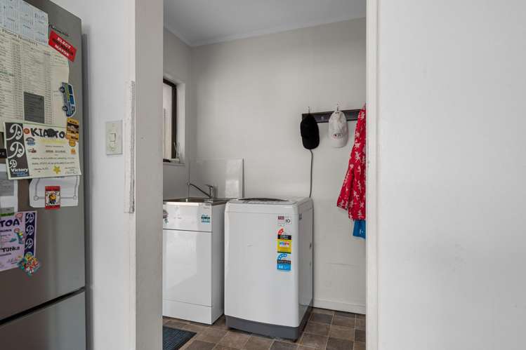 4 Emano Street Toi Toi_14