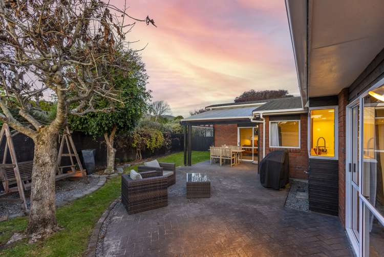 16 Rosebank Grove Waikanae_2