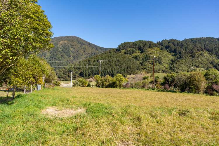 571 Port Underwood Road Whatamango Bay_7