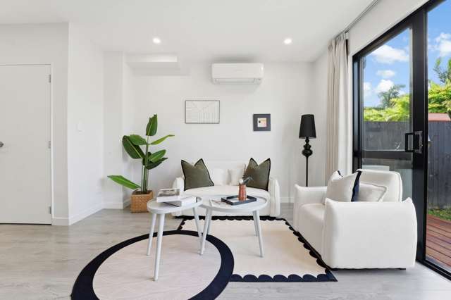 Modern Living. Prime Avondale Location.