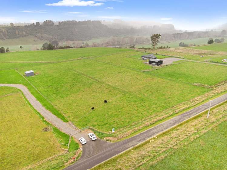 161 Te Awa Road Pohangina_6