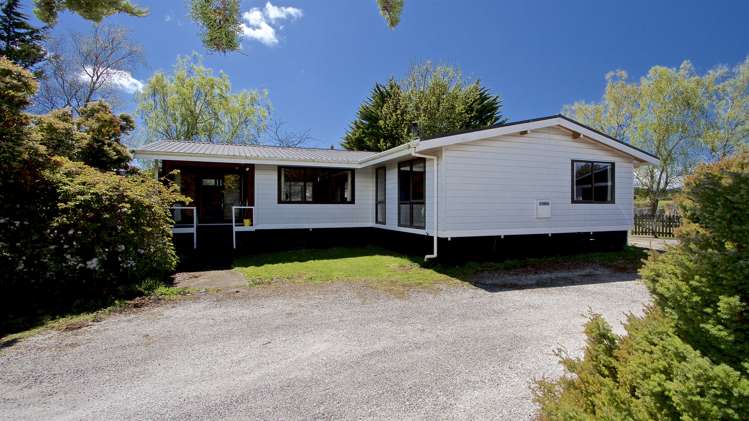 32 Old Station Road Ohakune_0