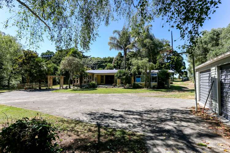 1252 Devon Road Sentry Hill_9