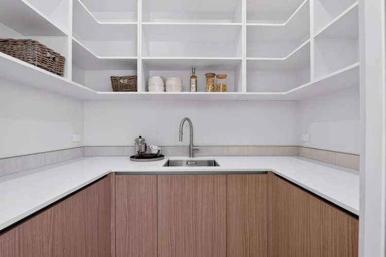 1/11 West Place Greenmeadows_9