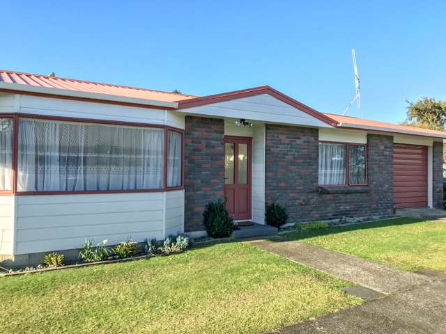 122unit Kenny Street Waihi_1