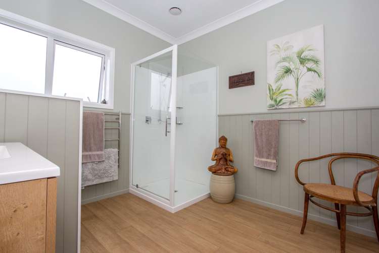 6 Paetawa Road Peka Peka_15