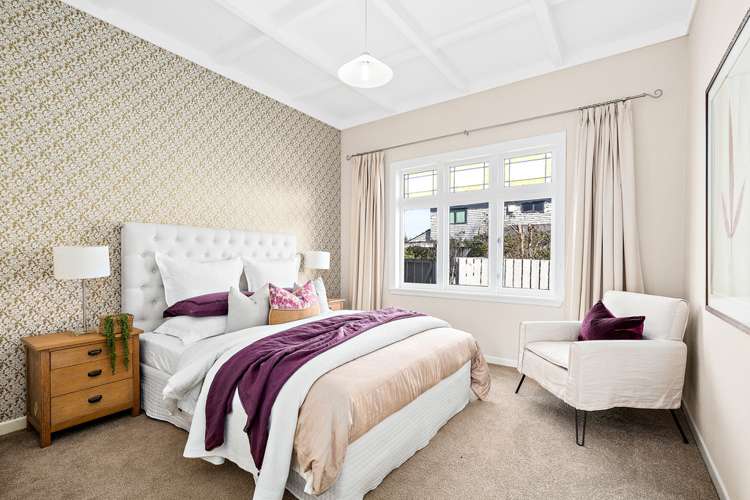 73 Beach Road Pahurehure_6