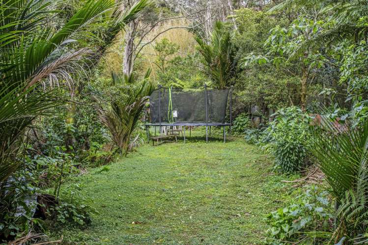 61 Western Road Laingholm_4